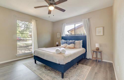 9 Mi to Downtown Home with Deck in San Antonio - Foto 18