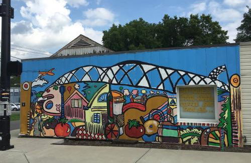 July Discount! Cottage Close to Downtown, Yard - Foto 28