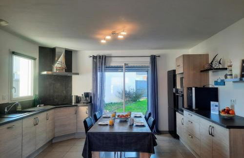 Les Merisiers - Maison moderne avec jardin - Foto 27