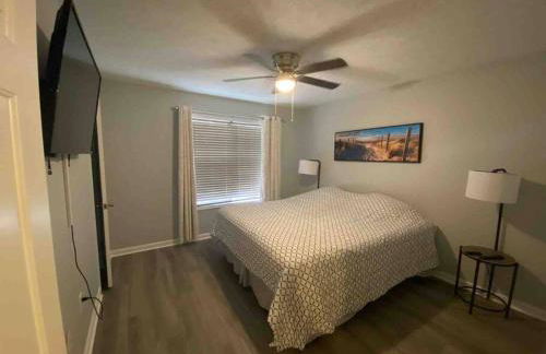 Recently Renovated Condo! - Foto 5