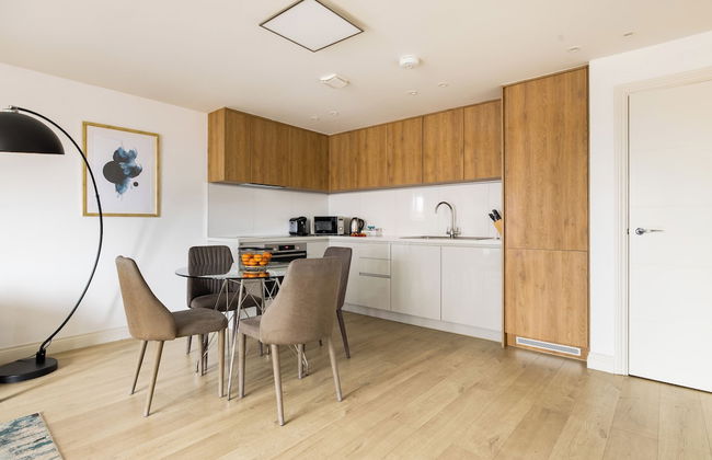 Staines City Centre by Charles Hope - Photo 8