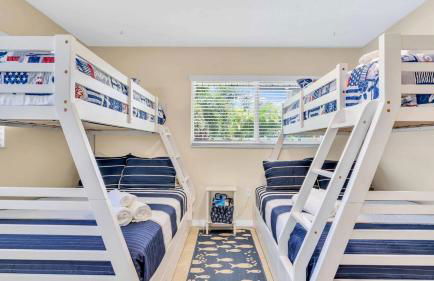 Dockside Paradise - Waterfront, Boat Dock, Swimming Pool and Spa - Foto 8