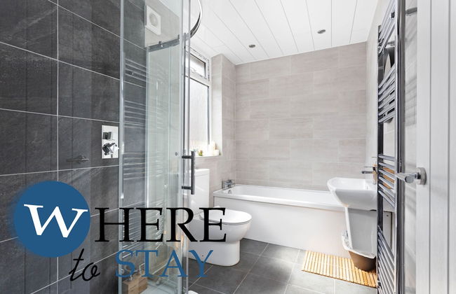 Elegant 4bed House-free Parking - Photo 17