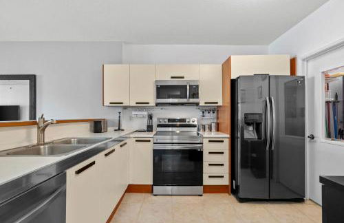 Waterfront Luxury 2-Bedroom Condo Sunny Isles Beach - Foto 14