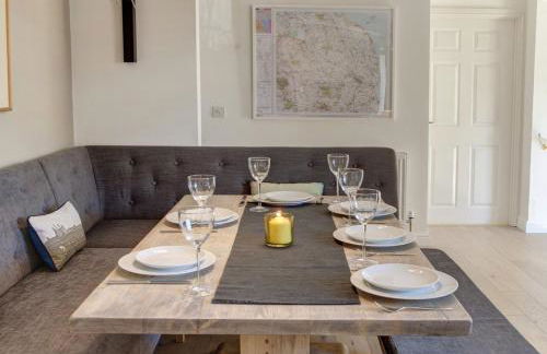 The Apple Store - Photo 21