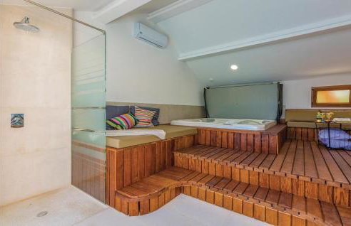 Awesome Home In Pridraga - Foto 13