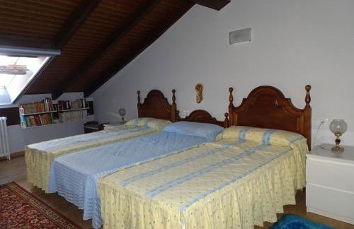 A CASONA DO BARCO Casa grande con jardín y garaje privado - Foto 9