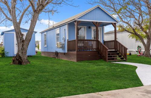 Coastal Haven Minutes From Beaches and Downtown - Foto 24