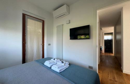 Modern and Elegant apartment with a spacious sea view terrace overlooking Palmaria Island Bright designer interiors Fully equipped Up to 6 guests Private parking Aircon All the comforts for a perfect stay - Foto 55