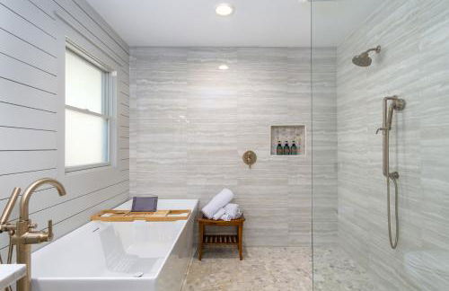 New Luxury 4 bedroom Mountain View Home w/hot tub! - Foto 10