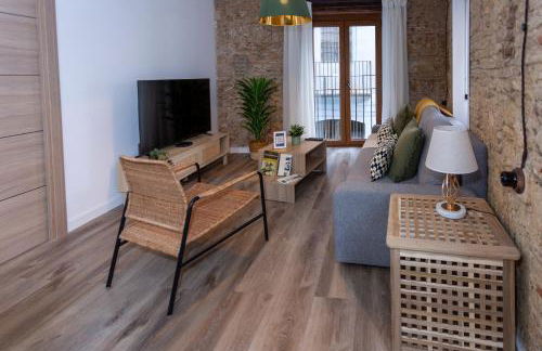 Valencia El Carmen, estupendo piso nuevo, con ascensor - Photo 9