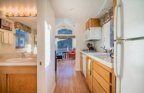 Charming Cottage Rental with Fabulous Views of the Trinity River in Northern California - Foto 77