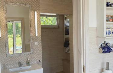 Komfortowy domek z kominkiem - Foto 32