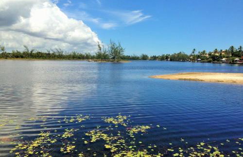 Casa de Praia em Interlagos - 4 suítes a poucos metros do mar - Foto 44