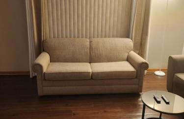 private upper 1 bd apartment - Foto 3