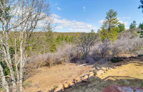 Klamath Falls Getaway with Pool and Hot Tub Access! - Foto 26