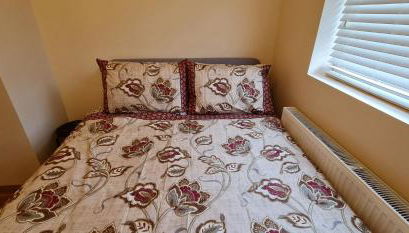 London Luxury 3 bedroom large apartment, aircon, free parking, station 4 mins walk - Foto 2