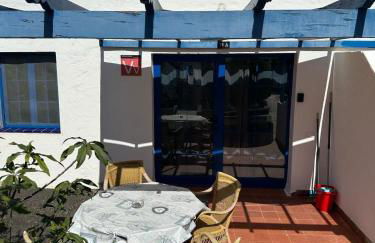 Sunny home in the center near the beach - Photo 21