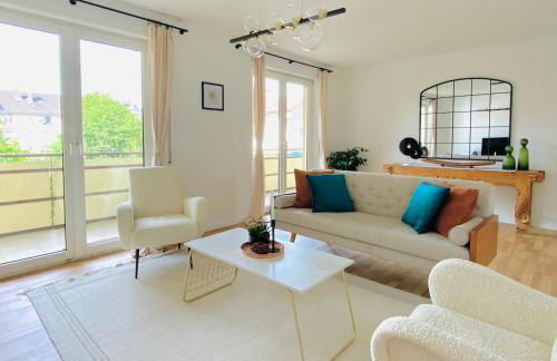 Bright 2BR Family-friendly Home -BASF - Free Parking - Super Fast WIFI - Foto 14