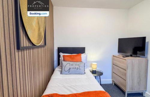 Centrally Located House By Properties With Joy Short Lets and Serviced Accommodation Ashton Ideal for Monthly Stay - Foto 23