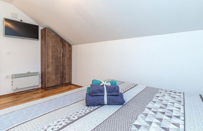 Pool House Klara With Sauna - Photo 7