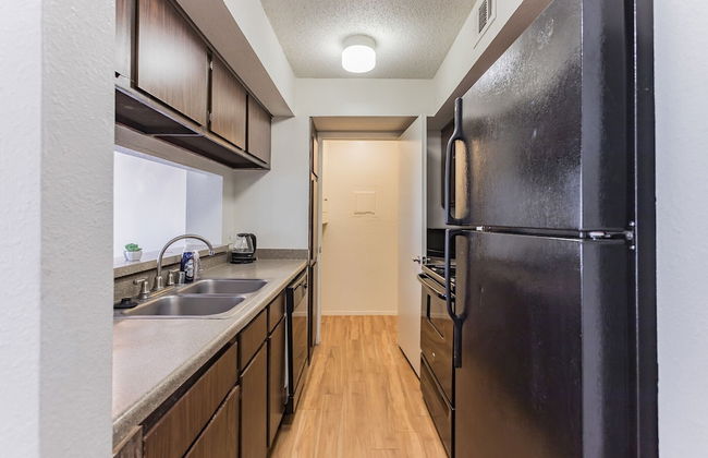 The Relaxing Suites of Midland - Photo 42