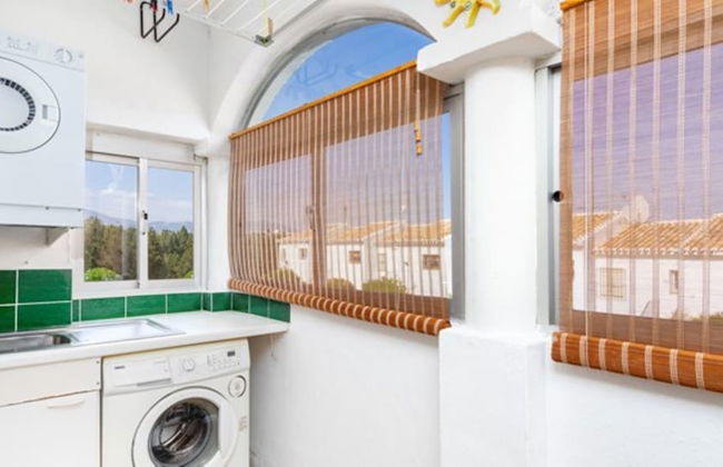 Apartment - 2 Bedrooms with Pool and WiFi - 107885 - Photo 9