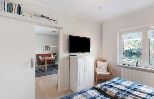 Idyllic Lakeside Cottage - Foto 14