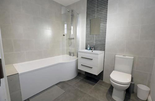 Royal Hillsborough Village Luxury Townhouse - Foto 3