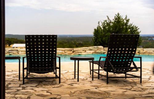 Legendary 3 Bedroom Estate with Pool & Hot Tub! - Foto 14