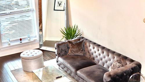 Beautiful Canton Home w/rooftop deck +Private parking - Foto 3