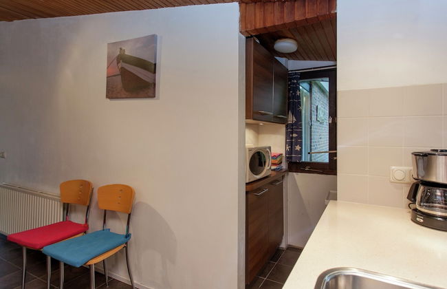 Bungalow in Nes on Ameland With Spacious Terrace - Foto 7