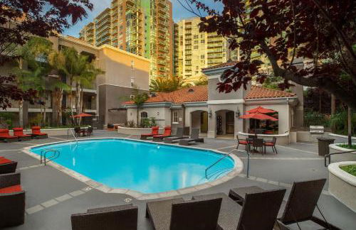 Marina Del Rey Apartment with Resort Amenities - Short Distance To Venice Beach - Photo 1