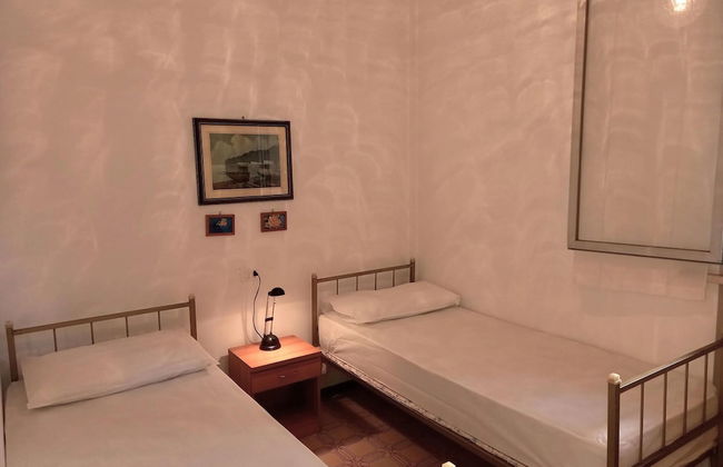 Attractive Apartment With Private Garden - Foto 3