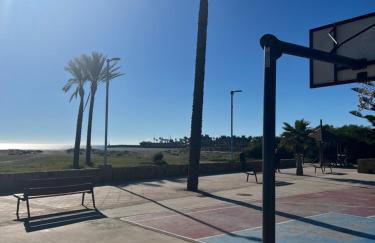 Skøn lejlighed med havudsigt og tæt på stranden - Foto 65