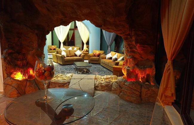 Emirates Hills Lake View Villa - Foto 67