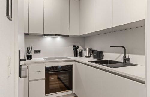 1-3 Personen - Fahrradgarage - Zentrum - Küche - WLAN - Klima - Foto 13