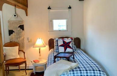 Charming 4BR colonial close to downtown - Foto 43