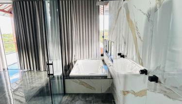 Suíte Premium Hidro Prox Serra do Cipó - Sítio Araras Cipó - Foto 5, towels, Shower