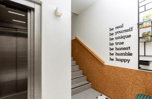 Galerias Nightlife Fashion Flats - Foto 66