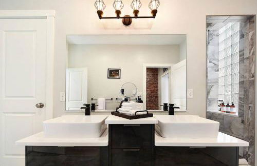 HostWise Stays - The Alpine - Family Friendly, Great Area, 3BR Home - Foto 23