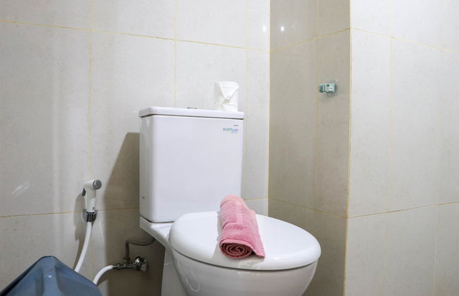 Modern Look and Homey Studio Apartment LRT City Jatibening - Foto 15