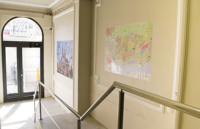 Happy People Gaudi Sant Pau - Foto 3