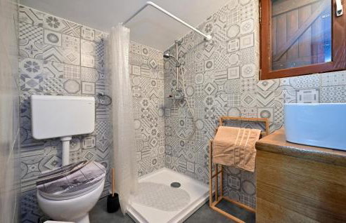 Gorgeous Home In Bjelovar - Foto 26