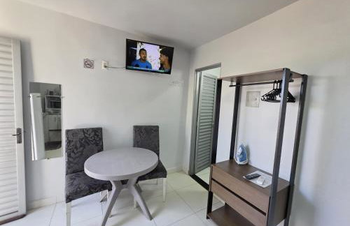 Suíte1 Individual Mobiliada com Ar Wi-Fi e Garagem Exclusiva - Foto 3