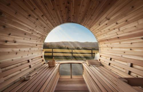 Luxe, Mountain VIEWS, Sauna, HotTub, Pups - Foto 1