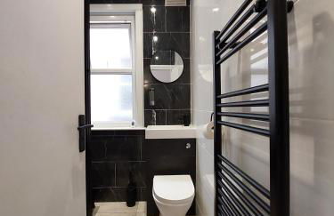 Elegant 2 bedroom Flat in Dartford - Kent - Photo 30