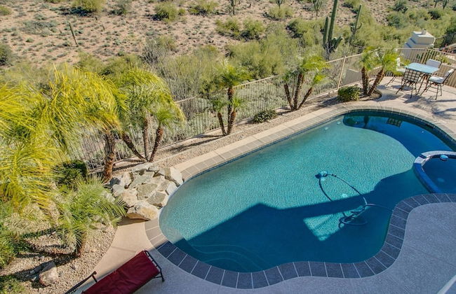 Fabulous 4-bdrm W/breathtaking Views & Pool! - Foto 15