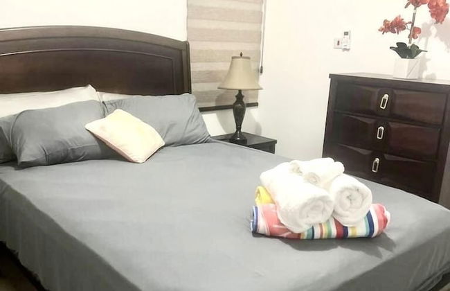 Kensington with pool - Photo 6