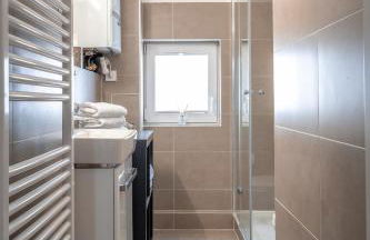 EICH-Penthouse, zentral am Stadtwald mit Ausblick über die Stadt, 24h self check-in, Netflix, DisneyPlus - Foto 31